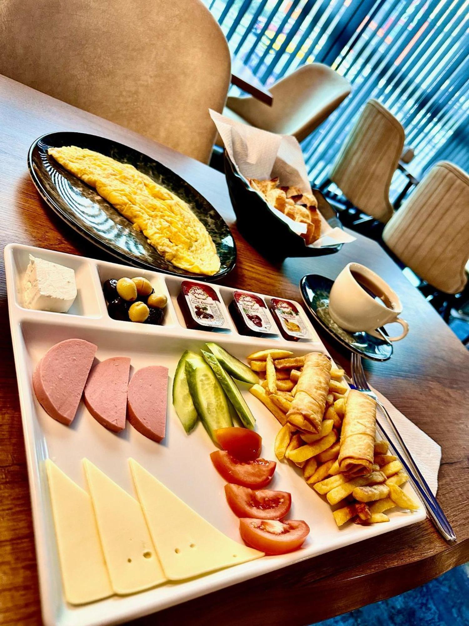 Skymoon Istanbul Airport Hotel Arnavutkoy 外观 照片